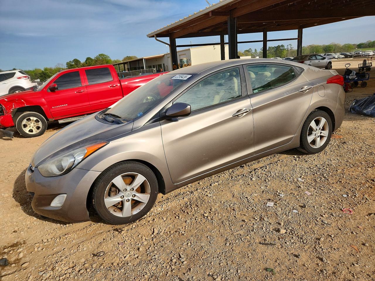 2013 HYUNDAI ELANTRA