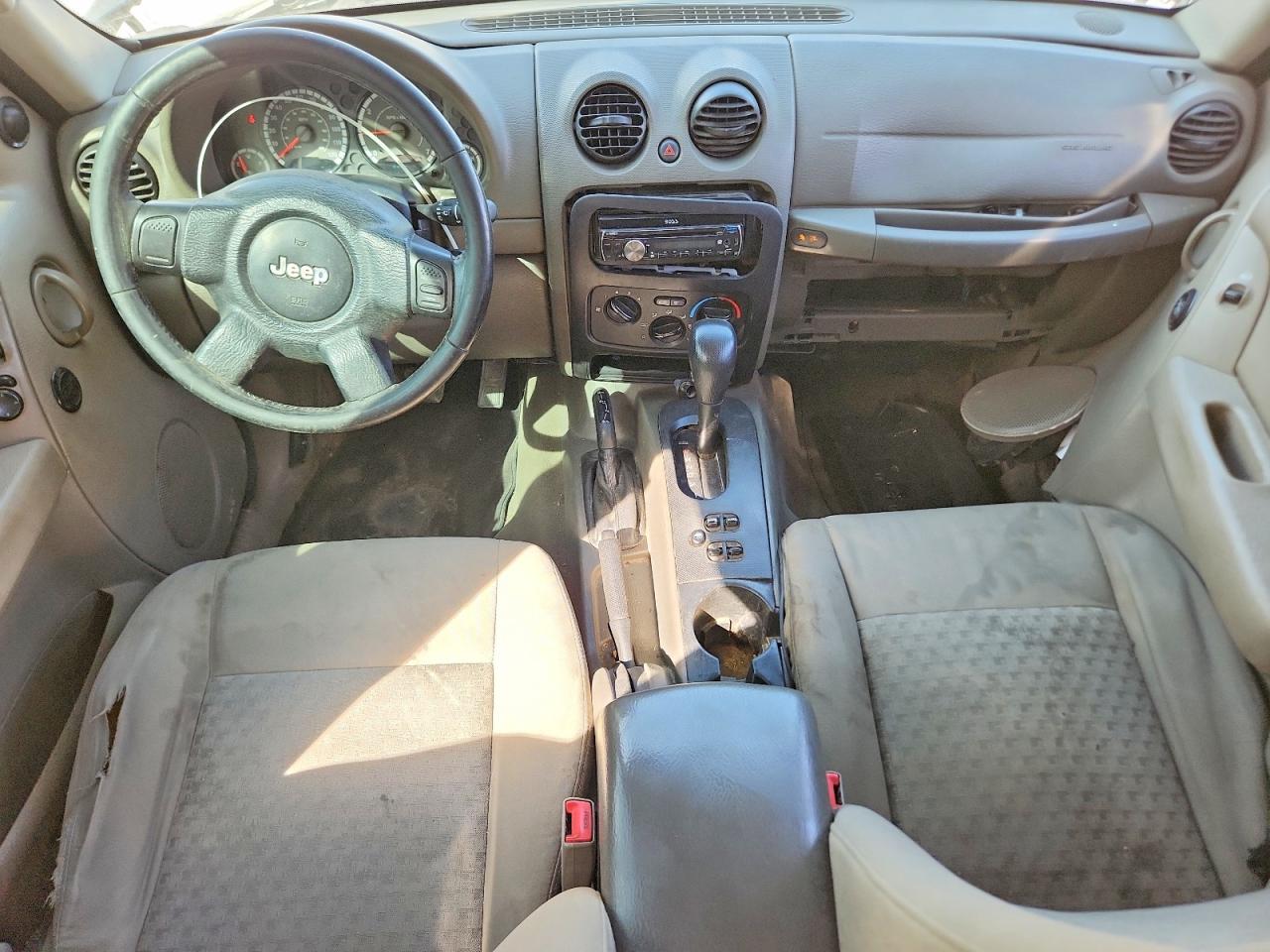 2005 JEEP LIBERTY SPORT photo 15