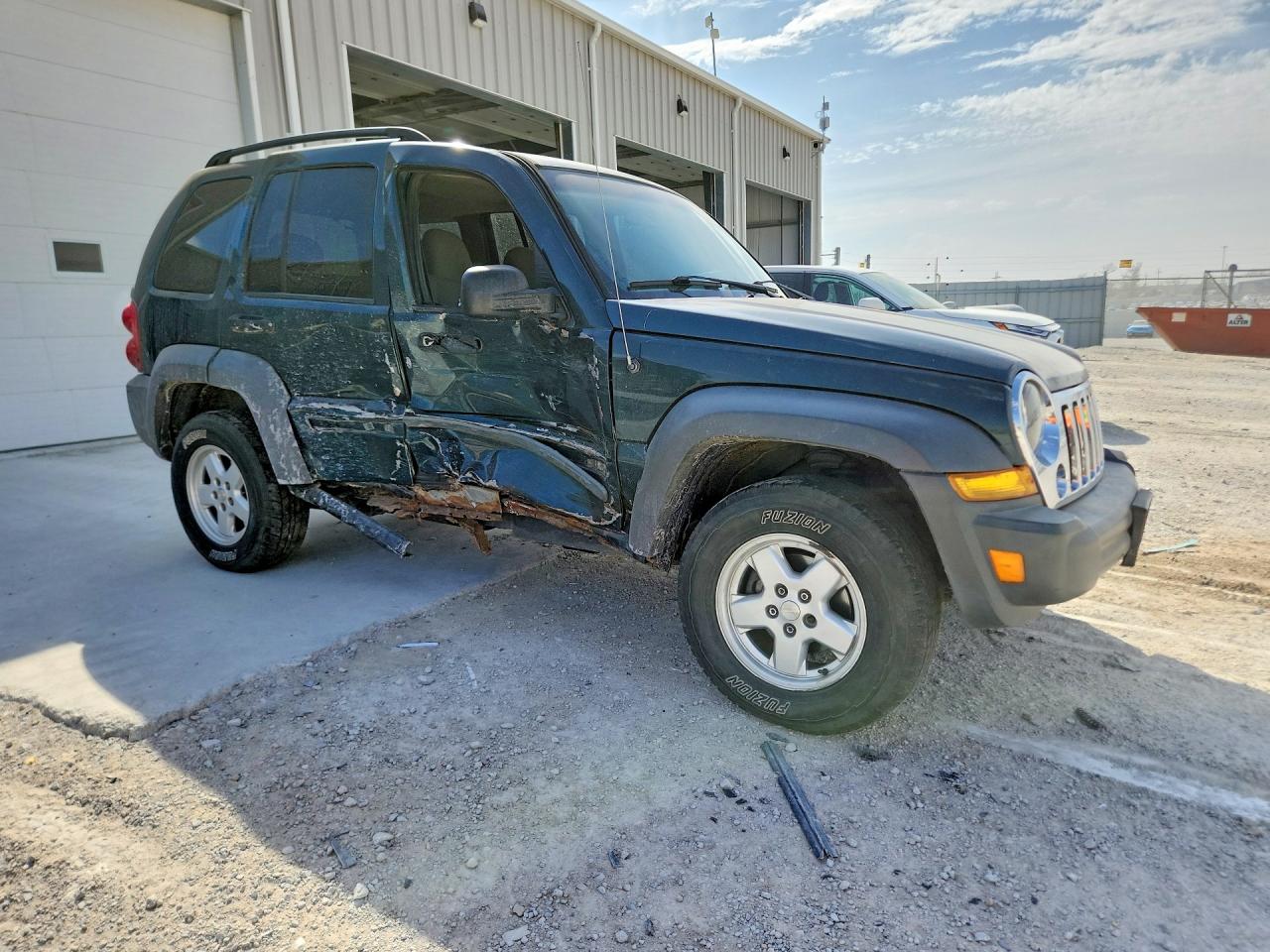 2005 JEEP LIBERTY SPORT photo 7