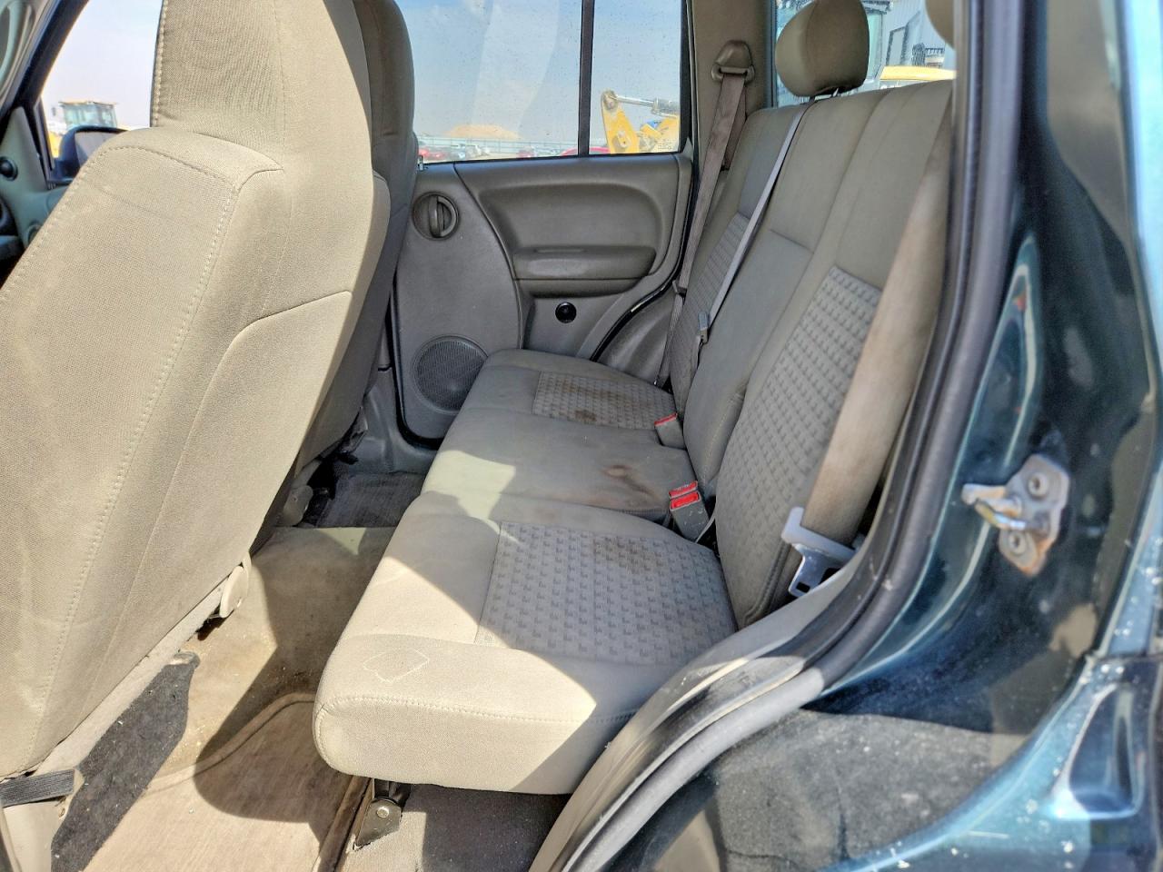 2005 JEEP LIBERTY SPORT photo 21