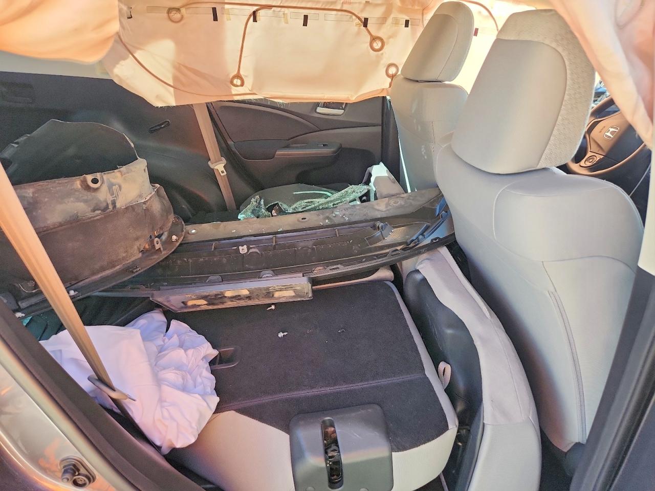 2016 HONDA CR-V LX photo 31