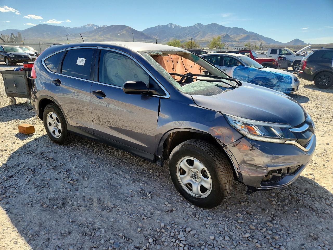 2016 HONDA CR-V LX photo 10