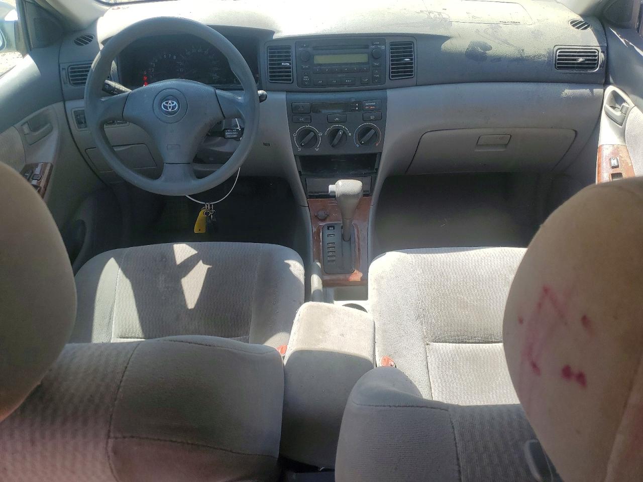 2005 TOYOTA COROLLA photo 22