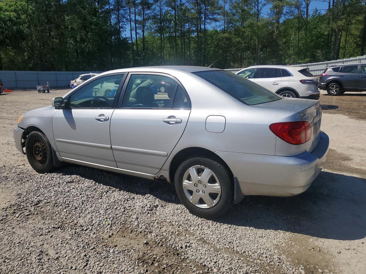 2005 TOYOTA COROLLA photo 4