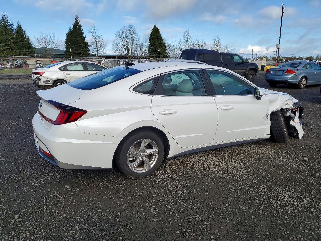 2020 HYUNDAI SONATA SE photo 5