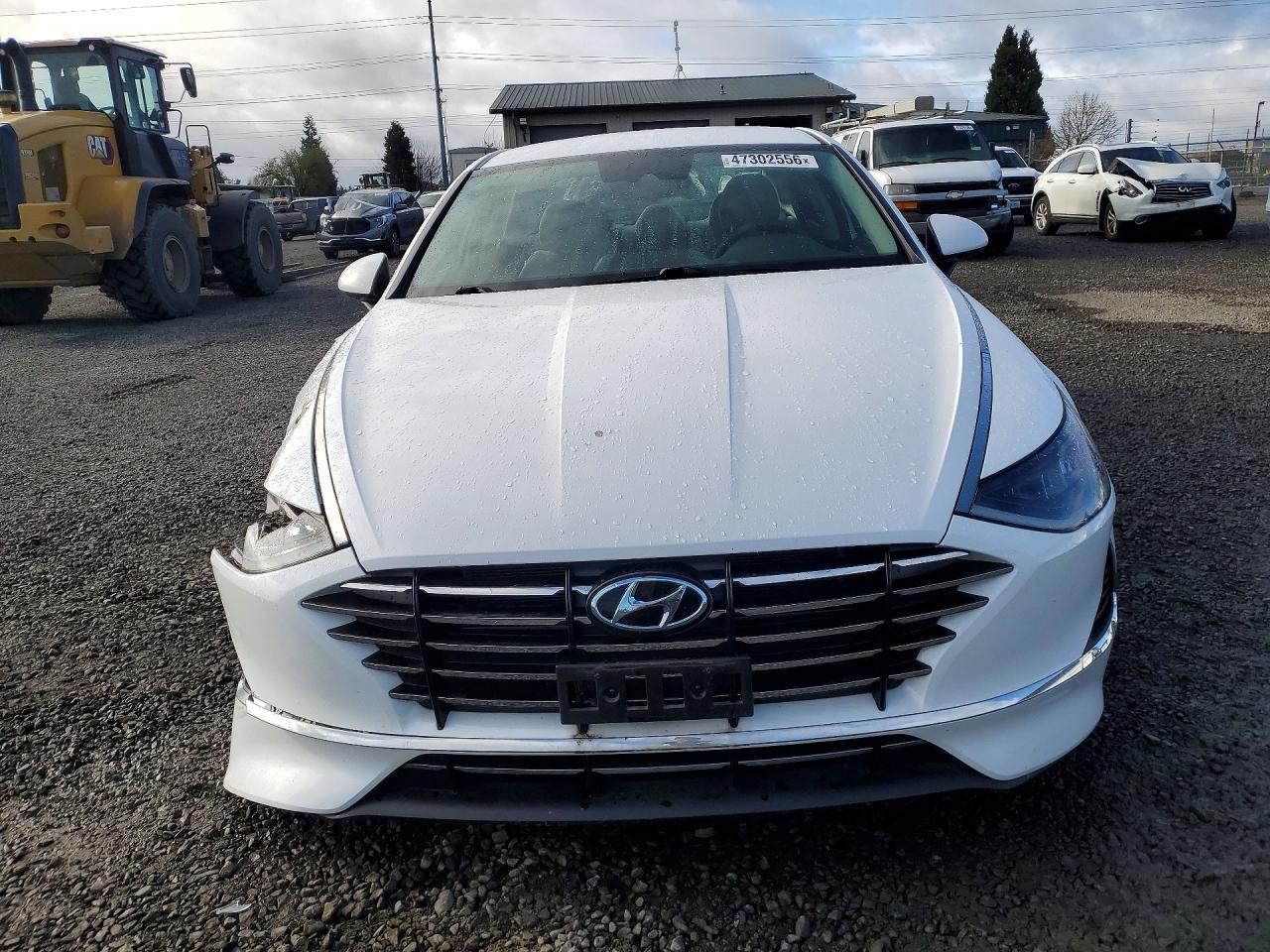 2020 HYUNDAI SONATA SE photo 9