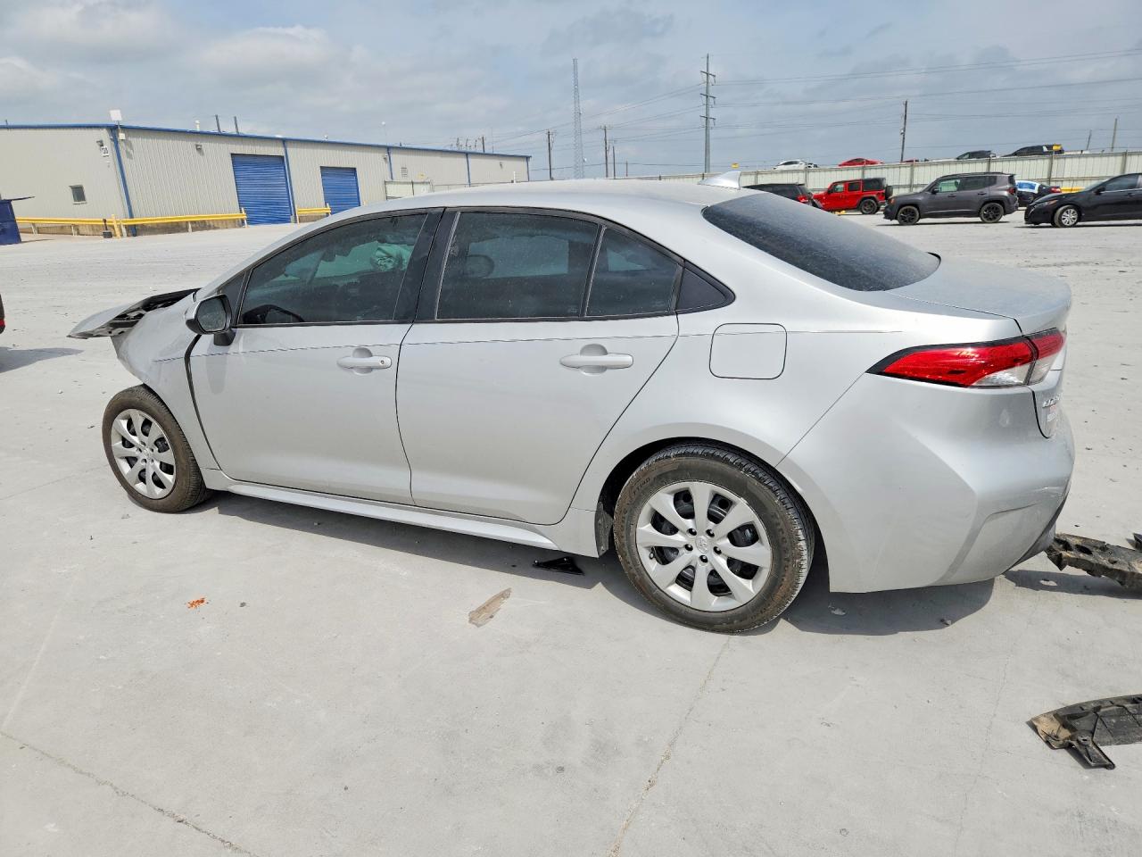 2025 TOYOTA COROLLA LE photo 2