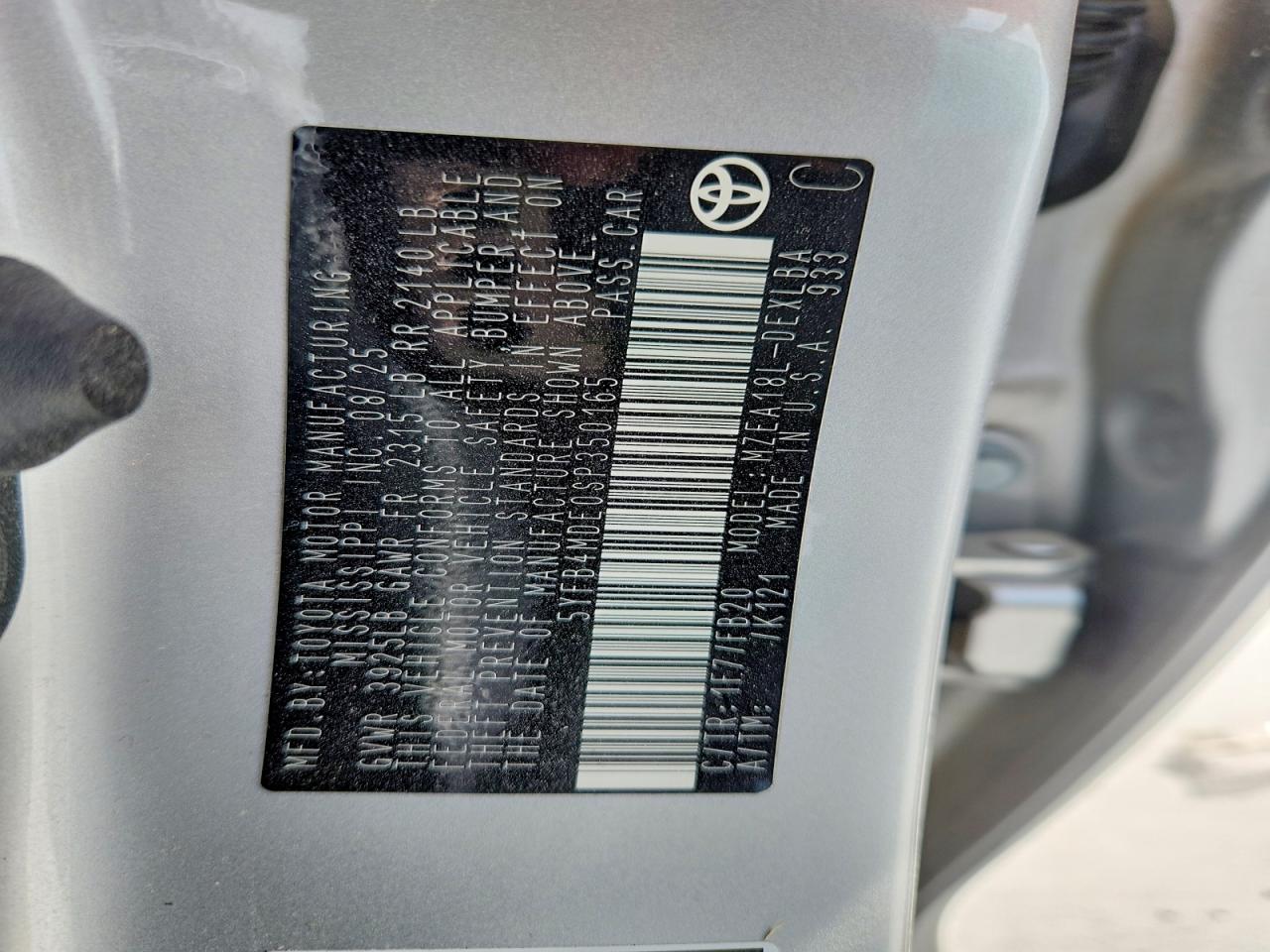 2025 TOYOTA COROLLA LE photo 13