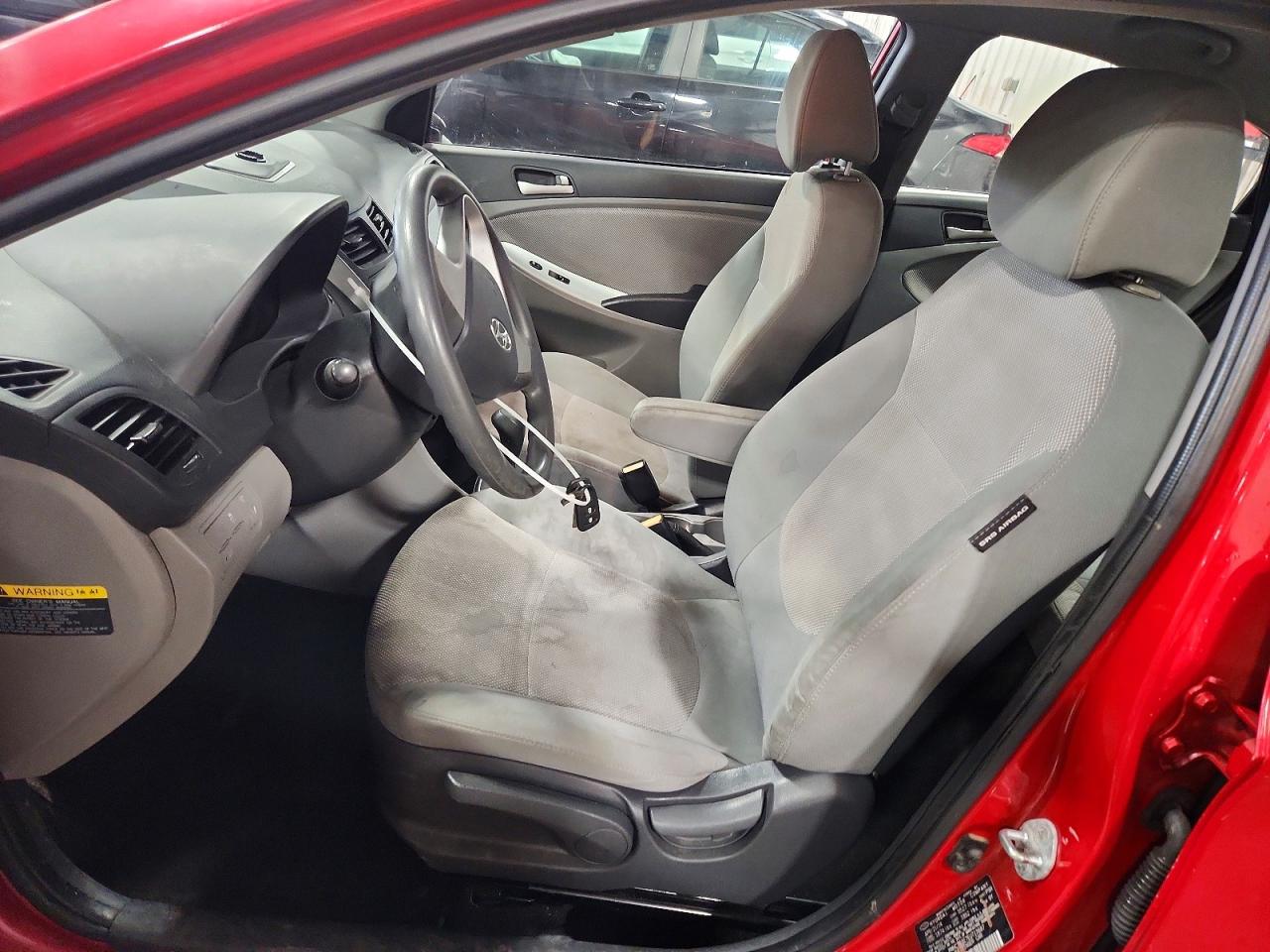 2014 HYUNDAI ACCENT GLS photo 19