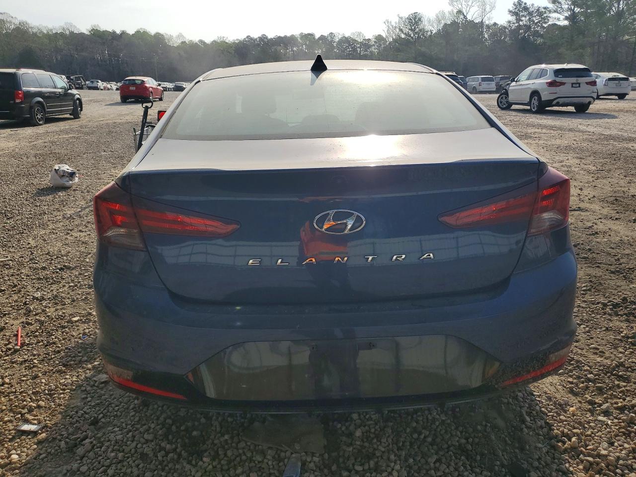 2020 HYUNDAI ELANTRA SEL photo 11