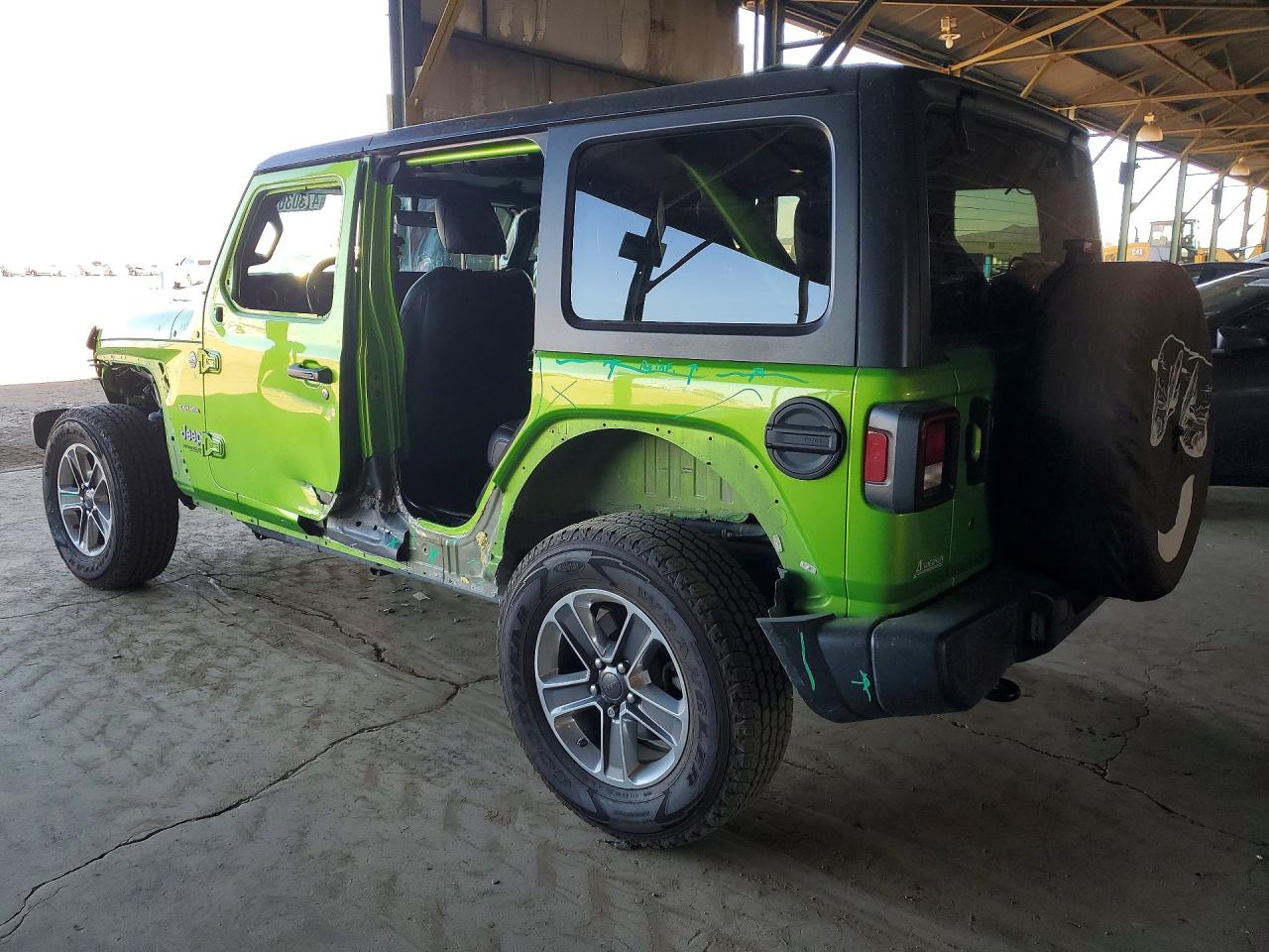 2019 JEEP WRANGLER UNLIMITED SAHARA photo 3