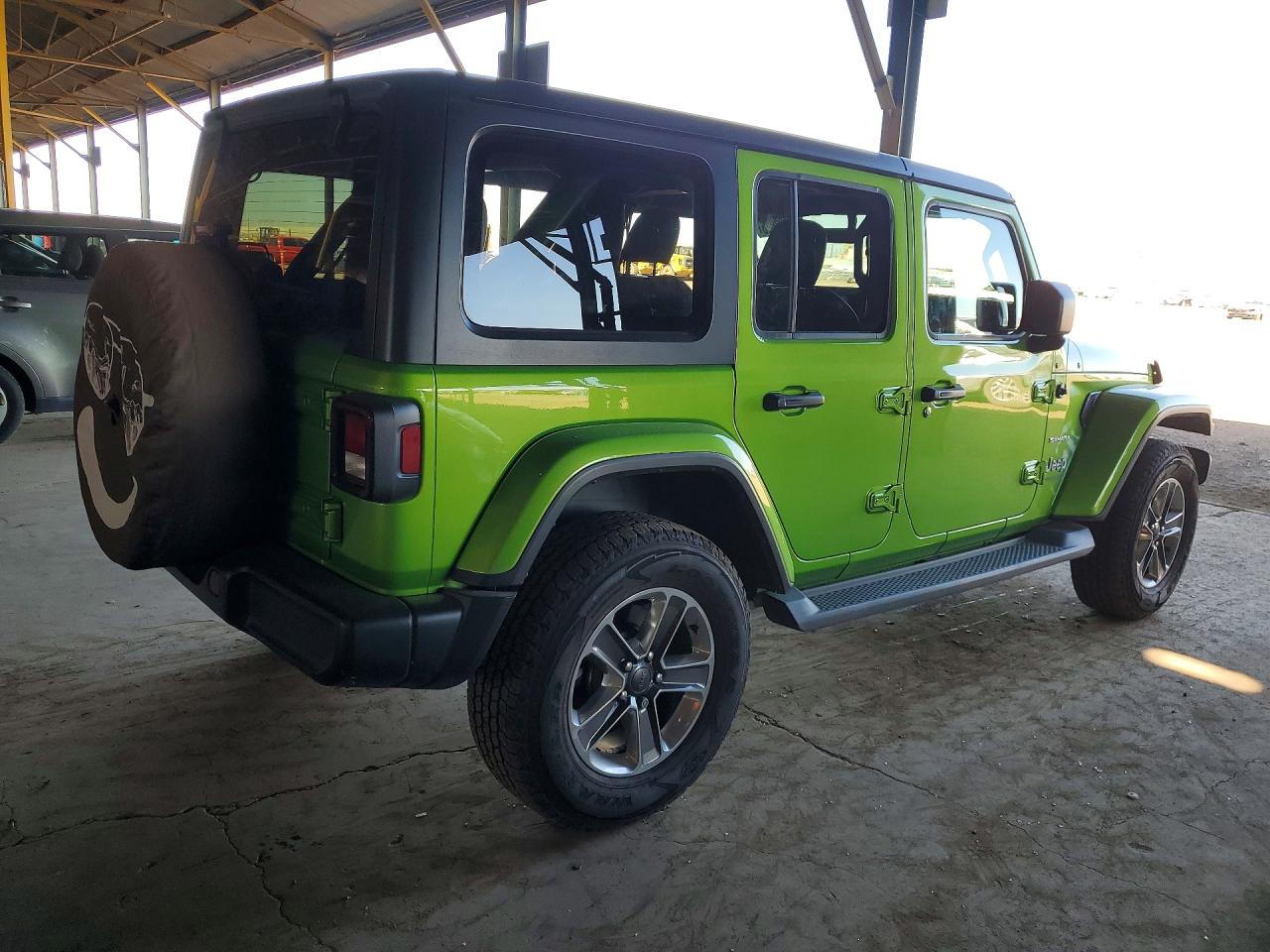 2019 JEEP WRANGLER UNLIMITED SAHARA photo 5
