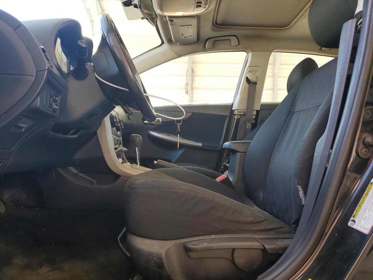 2010 TOYOTA COROLLA S photo 13