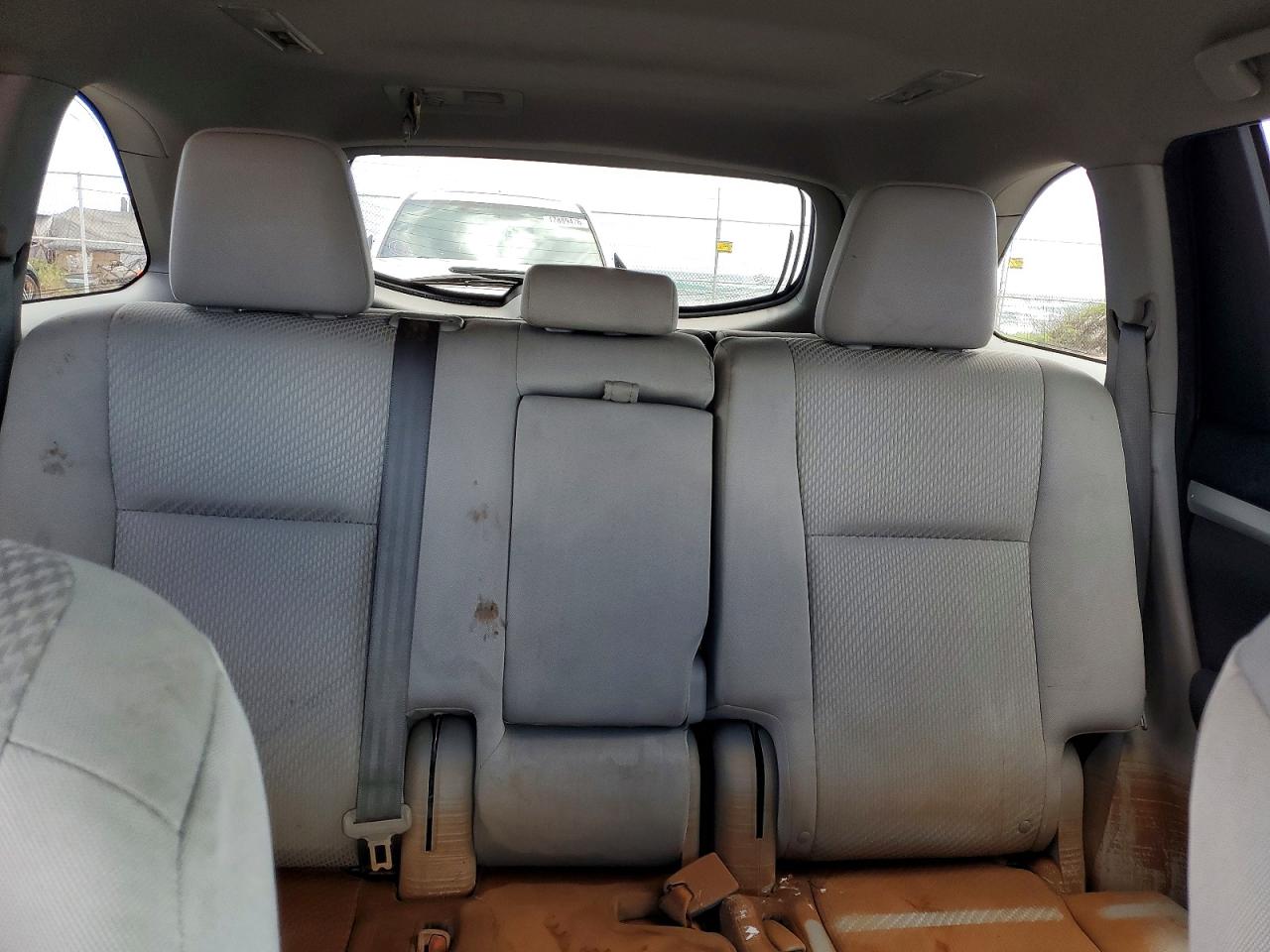 2014 TOYOTA HIGHLANDER LE photo 28