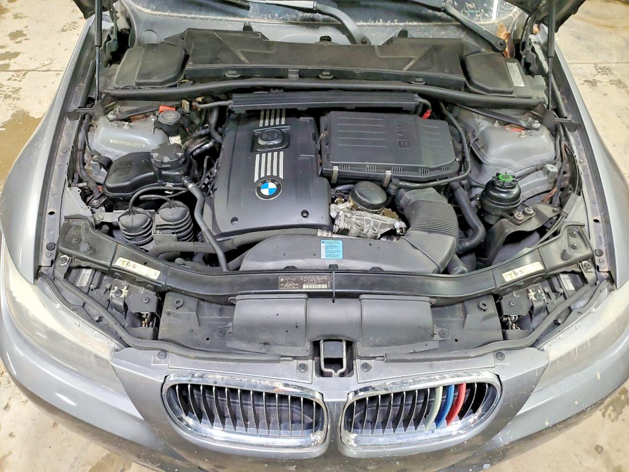 2010 BMW 335 I photo 21