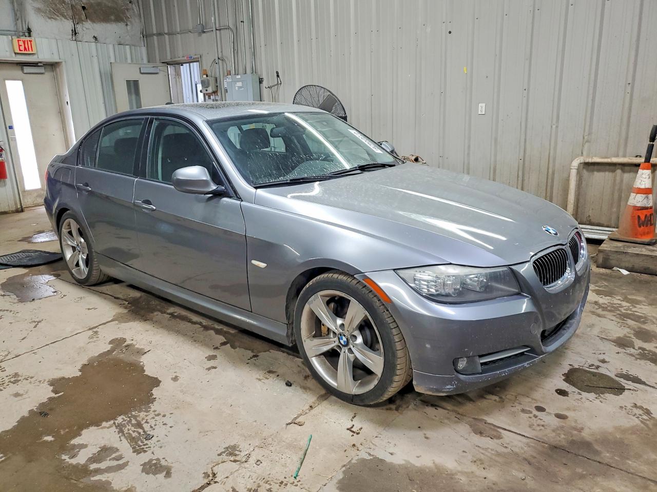 2010 BMW 335 I photo 7
