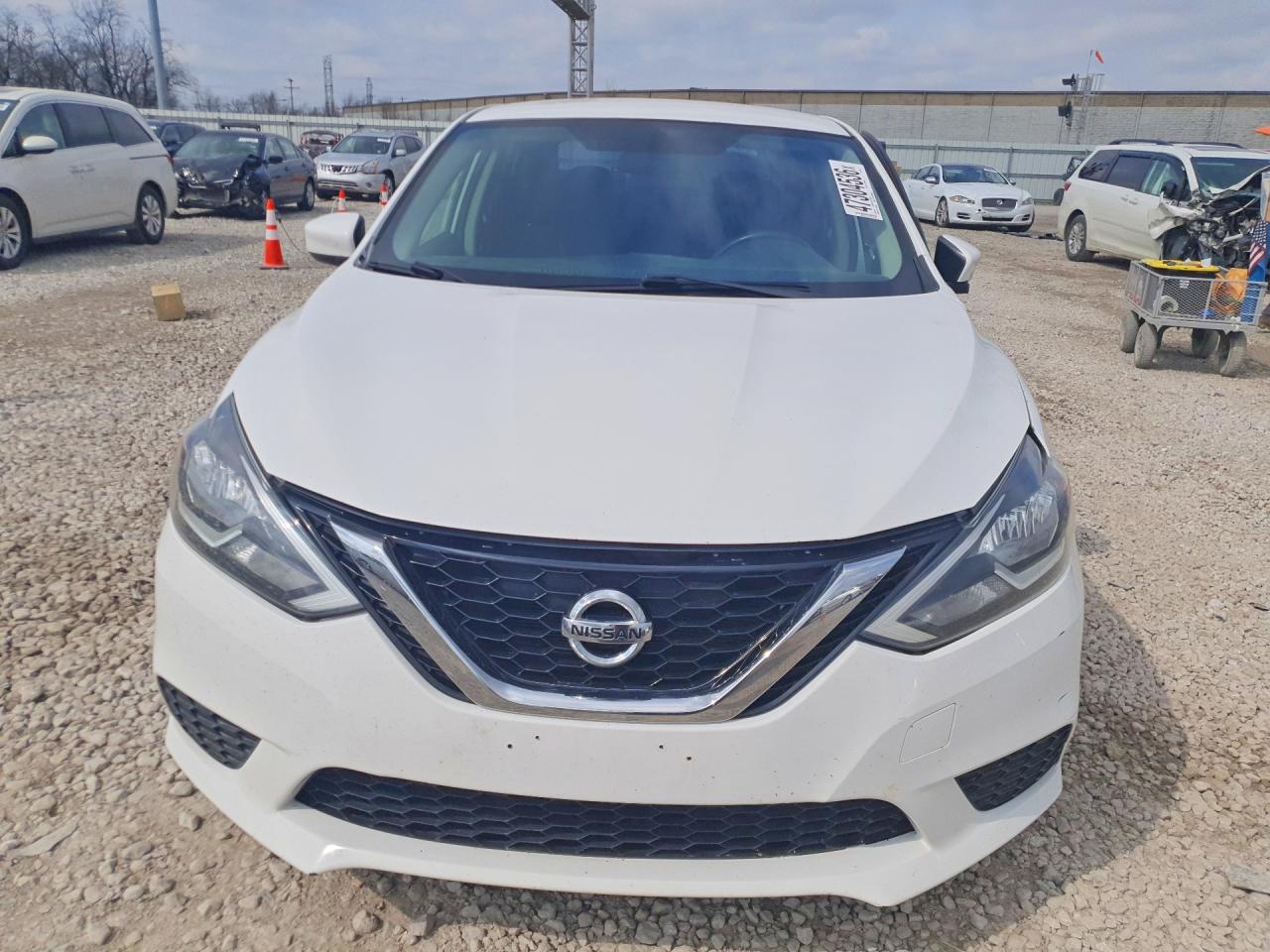 2017 NISSAN SENTRA S photo 5