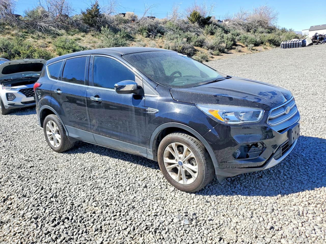 2019 FORD ESCAPE SE photo 4