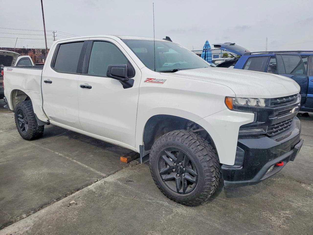 2021 CHEVROLET SILVERADO K1500 LT TRAIL BOSS photo 4