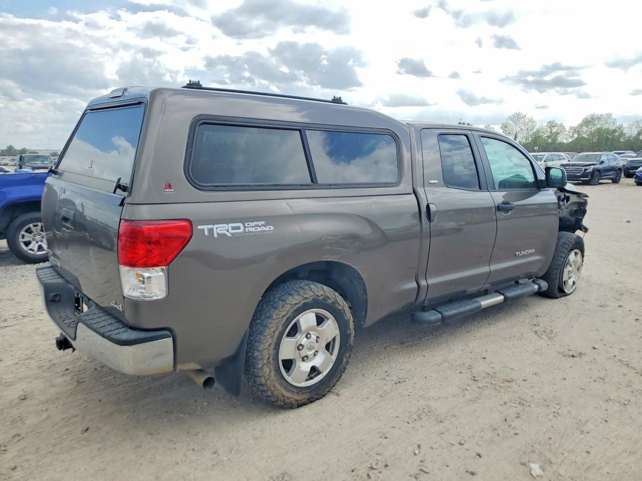 2010 TOYOTA TUNDRA GRADE photo 3