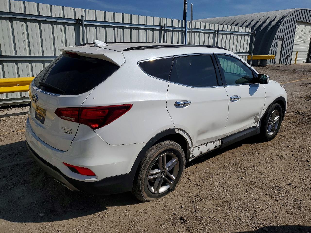 2017 HYUNDAI SANTA FE SPORT 2.4L photo 5