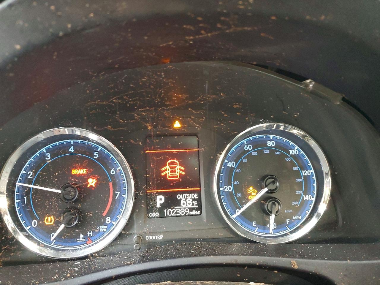 2018 TOYOTA COROLLA LE photo 9