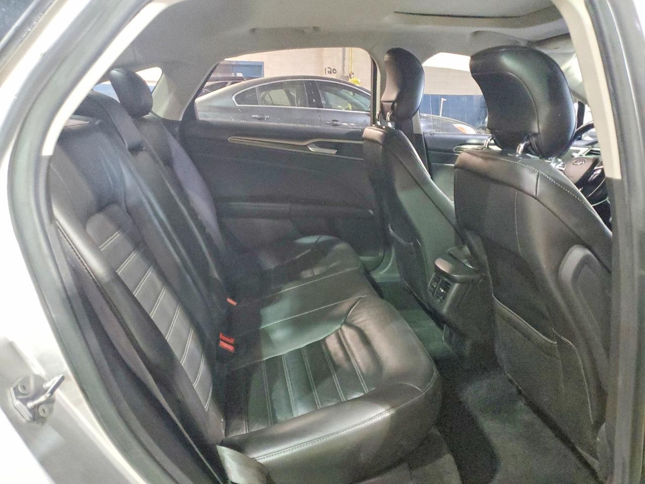 2013 FORD FUSION SE photo 10