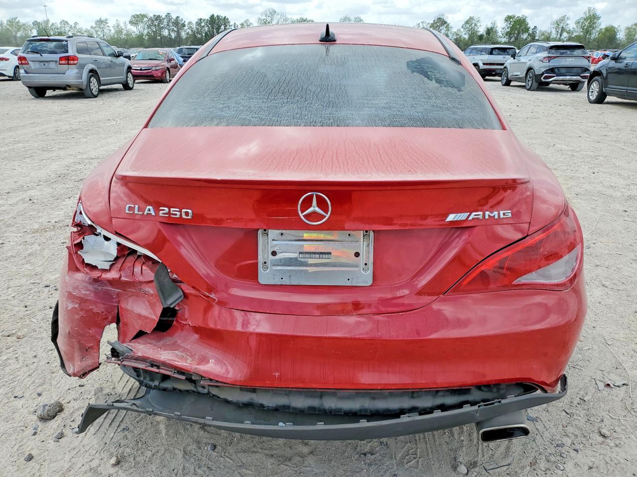 2016 MERCEDES-BENZ CLA 250 photo 11