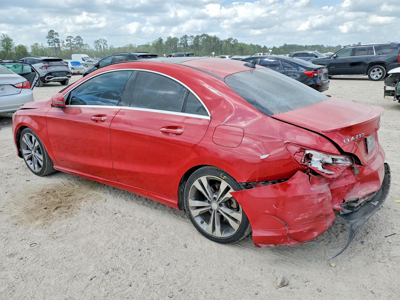 2016 MERCEDES-BENZ CLA 250 photo 3