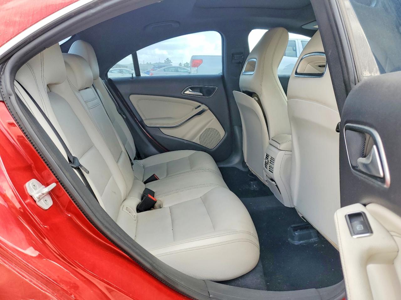 2016 MERCEDES-BENZ CLA 250 photo 21