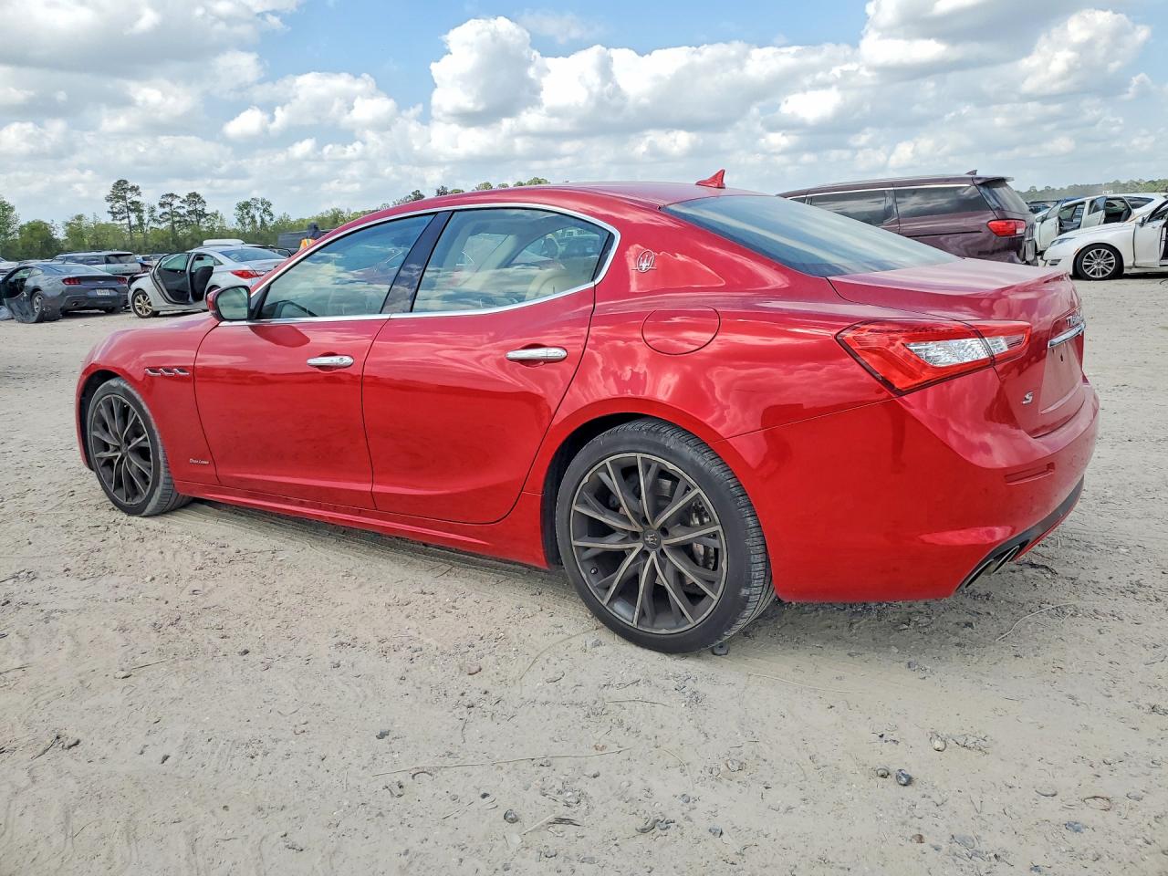 2019 MASERATI GHIBLI S photo 3