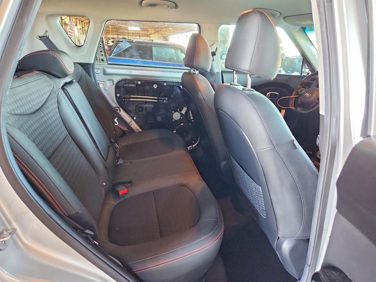 2018 KIA SOUL photo 10