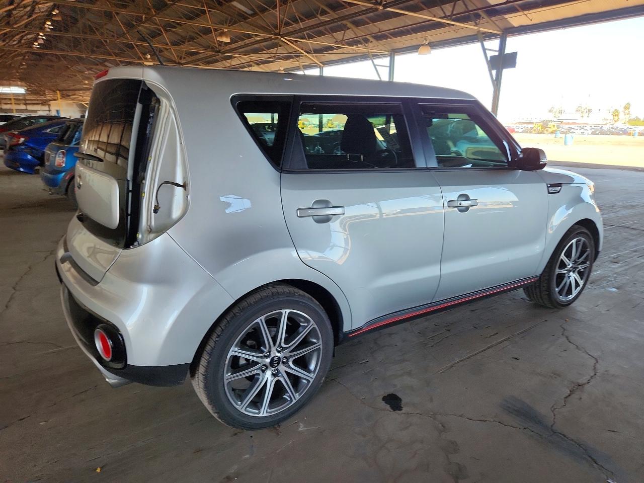 2018 KIA SOUL photo 3