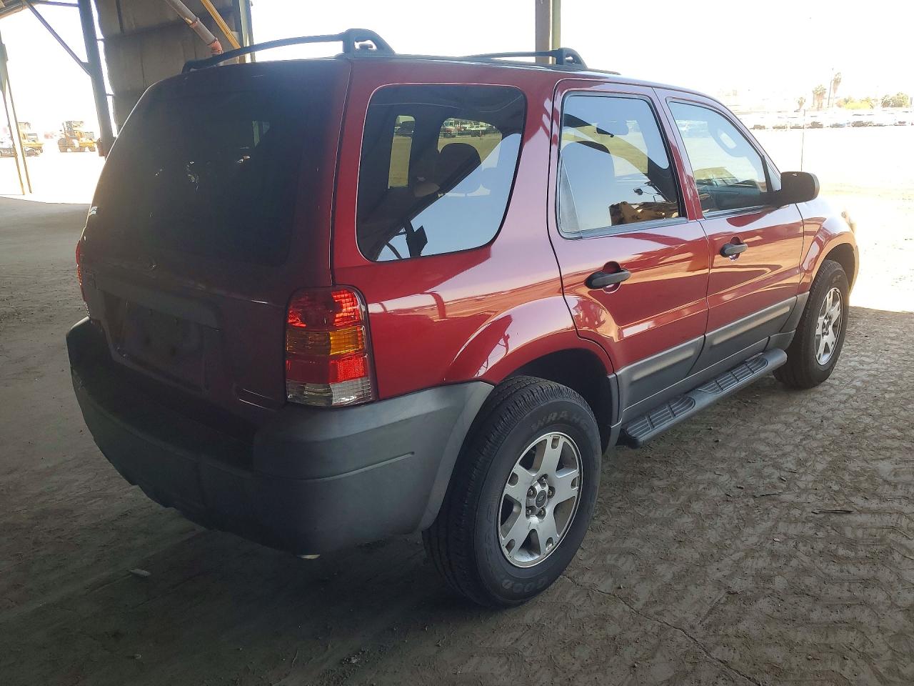 2005 FORD ESCAPE XLT photo 7