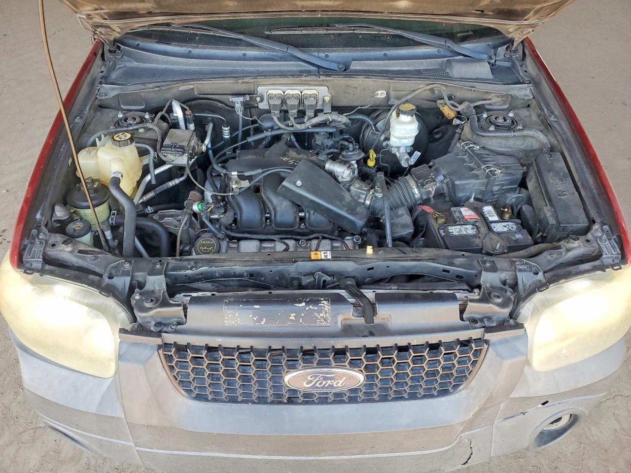 2005 FORD ESCAPE XLT photo 31