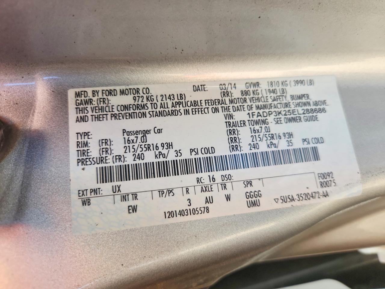 2014 FORD FOCUS SE photo 23