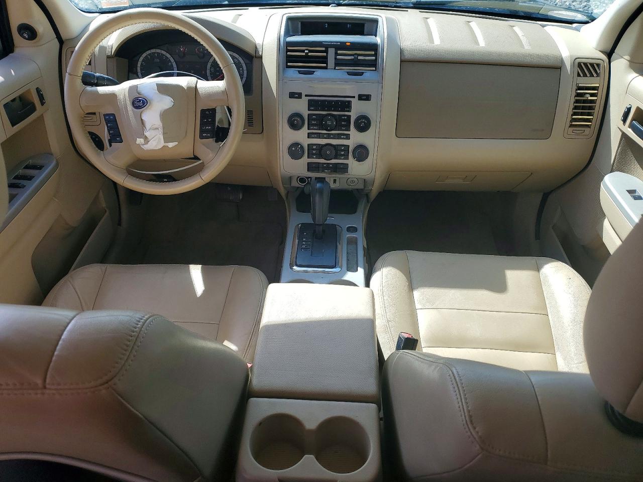 2011 FORD ESCAPE XLT photo 15