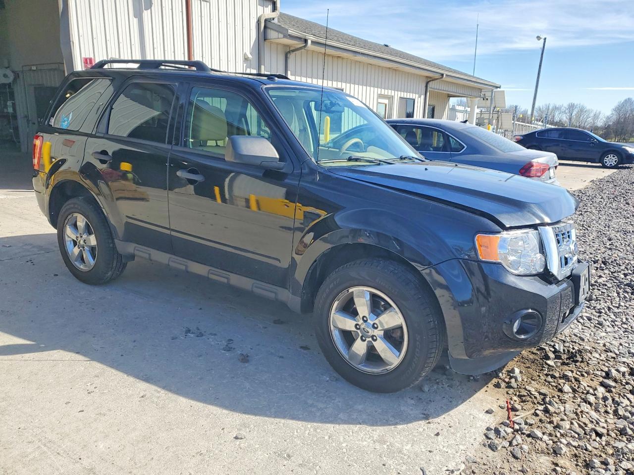 2011 FORD ESCAPE XLT photo 7