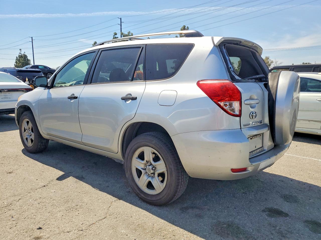 2006 TOYOTA RAV4 BASE photo 2