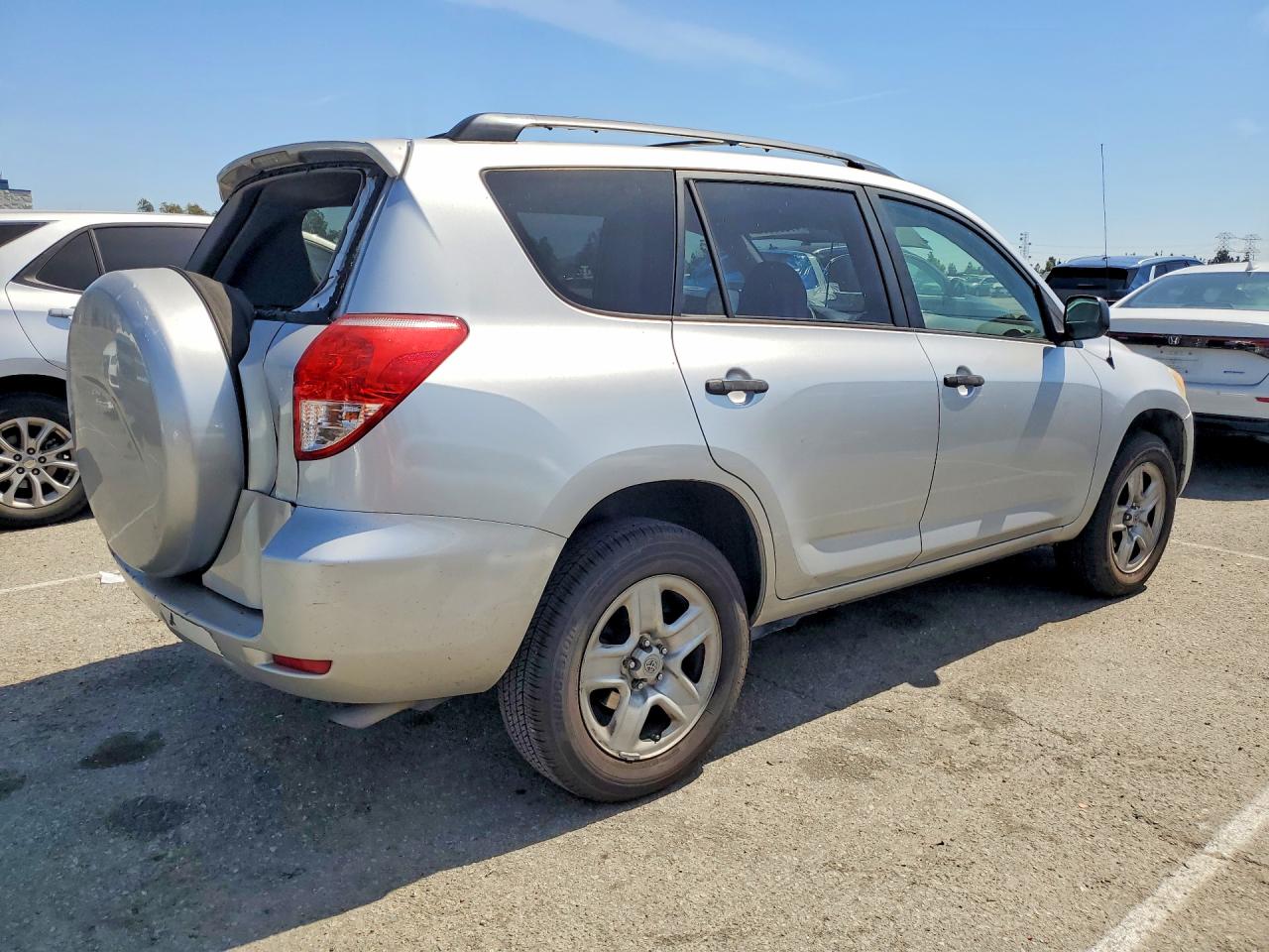 2006 TOYOTA RAV4 BASE photo 3