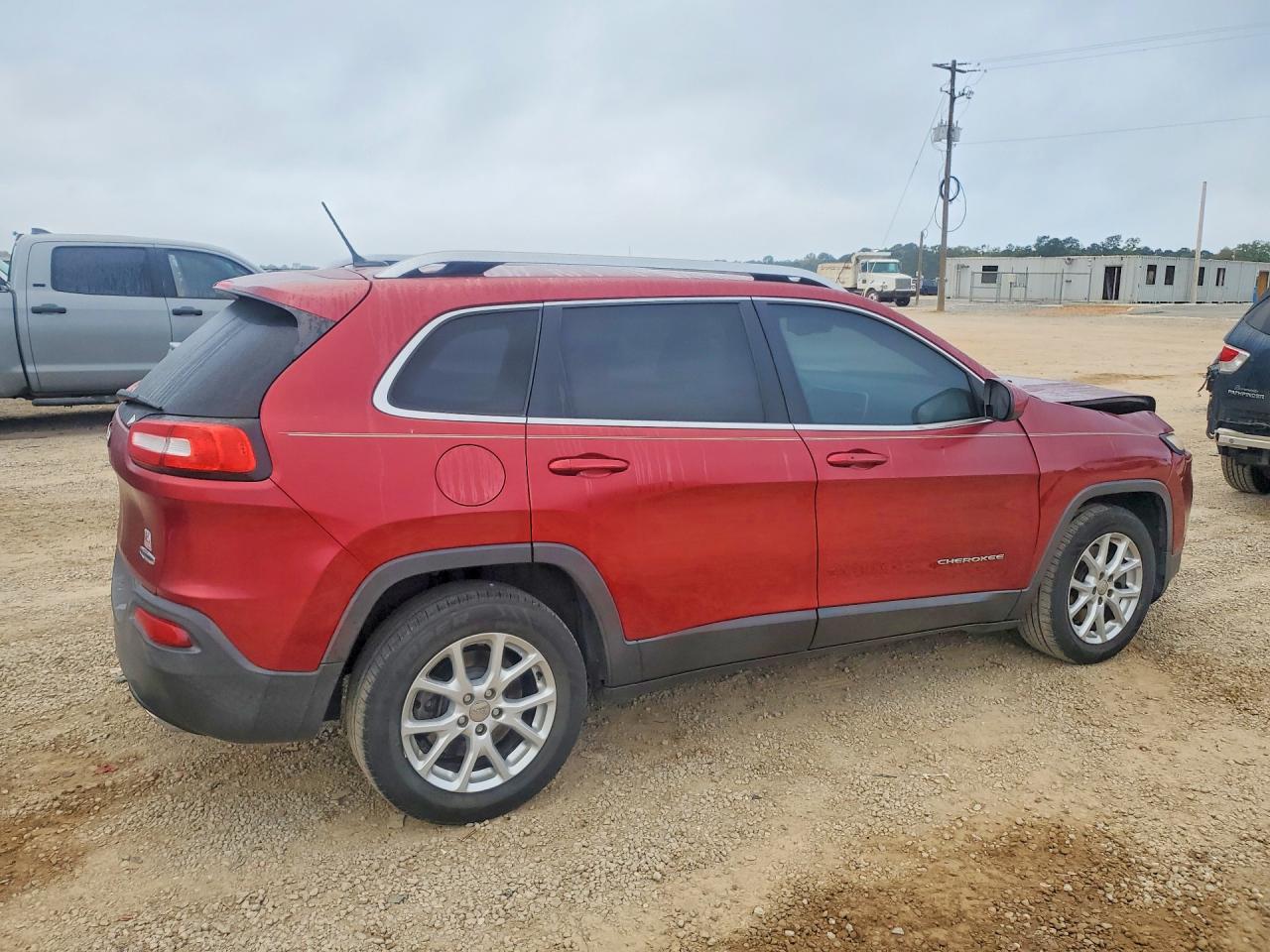 2015 JEEP CHEROKEE LATITUDE photo 5