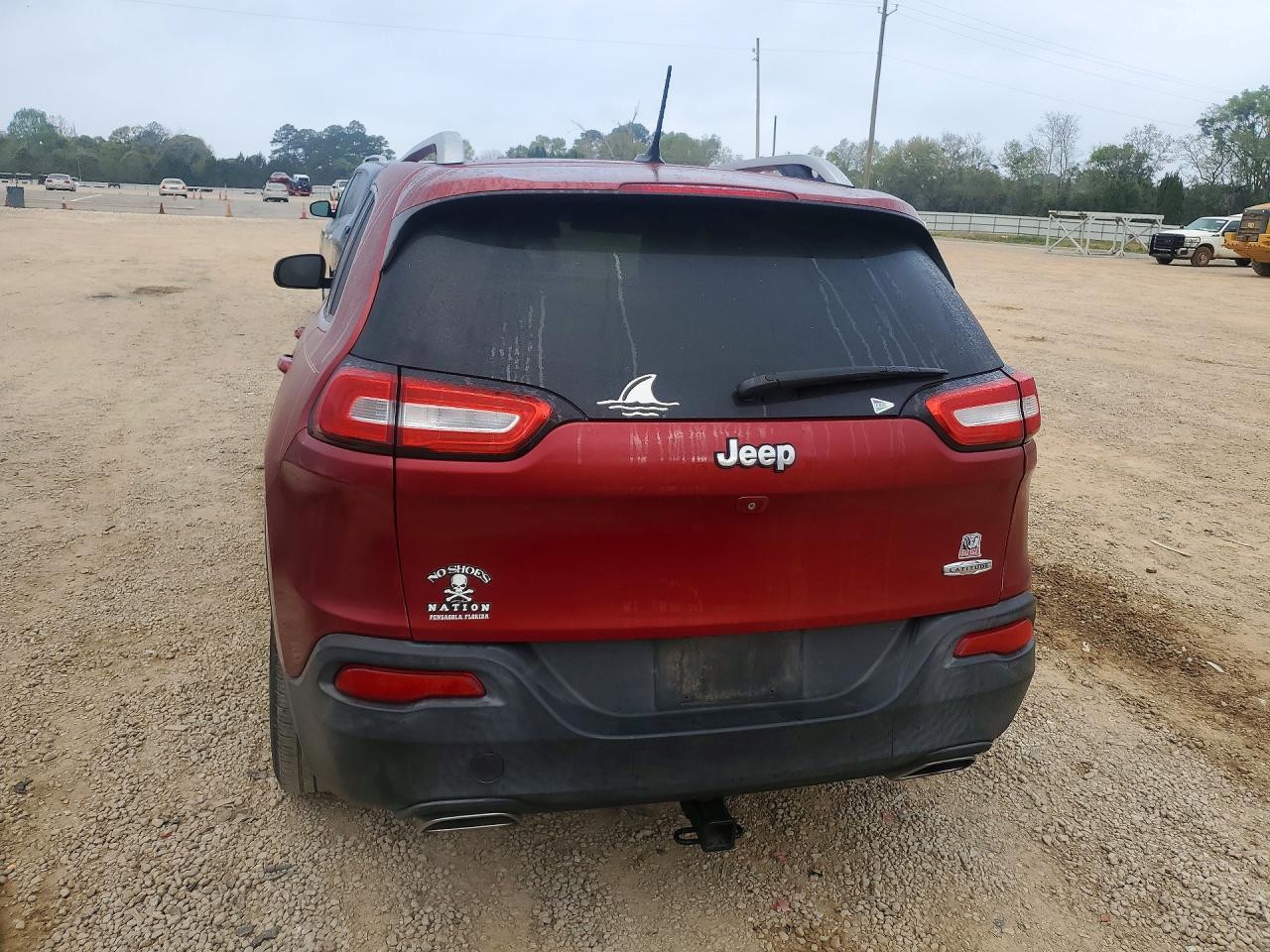 2015 JEEP CHEROKEE LATITUDE photo 11