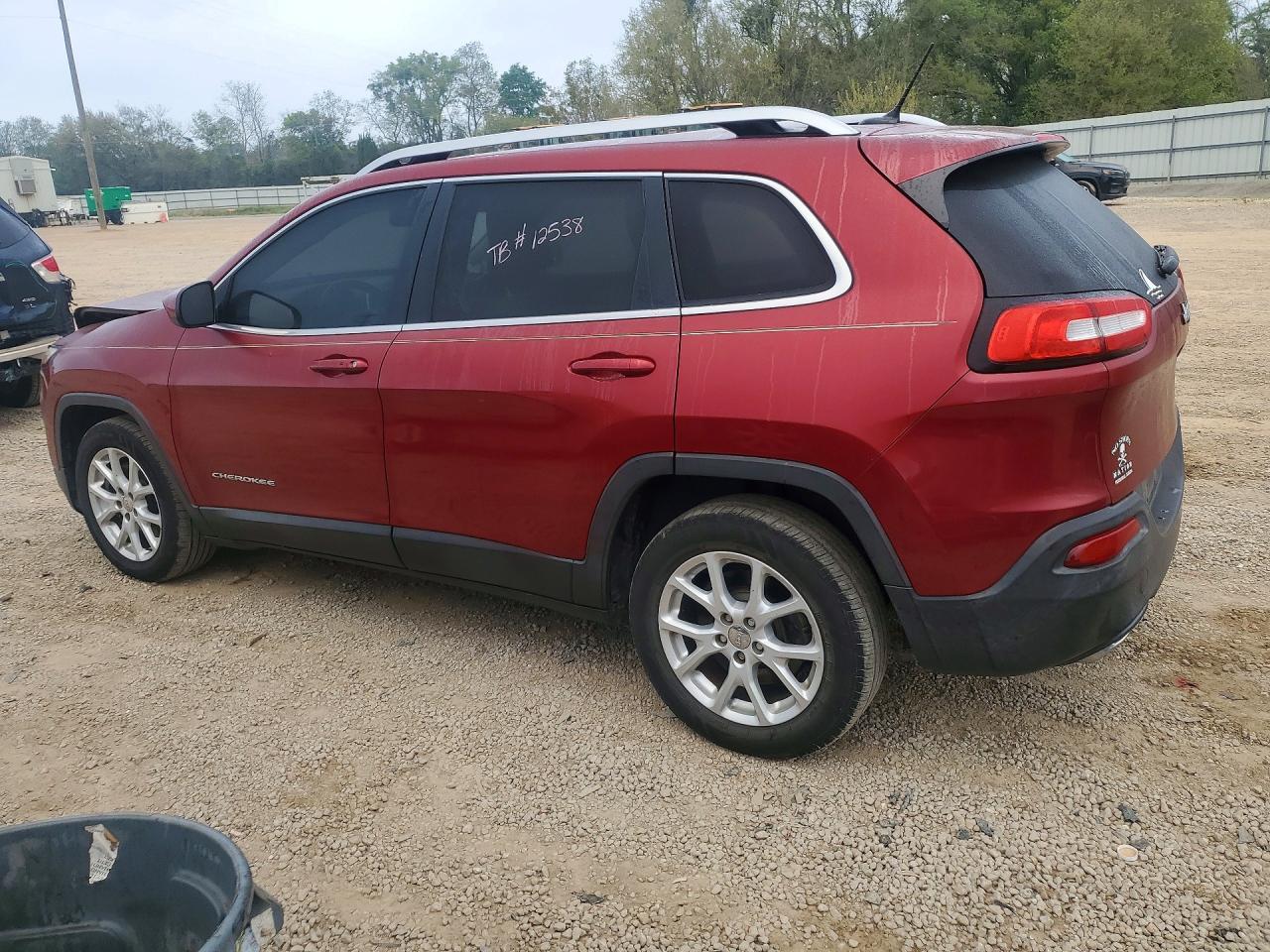 2015 JEEP CHEROKEE LATITUDE photo 3