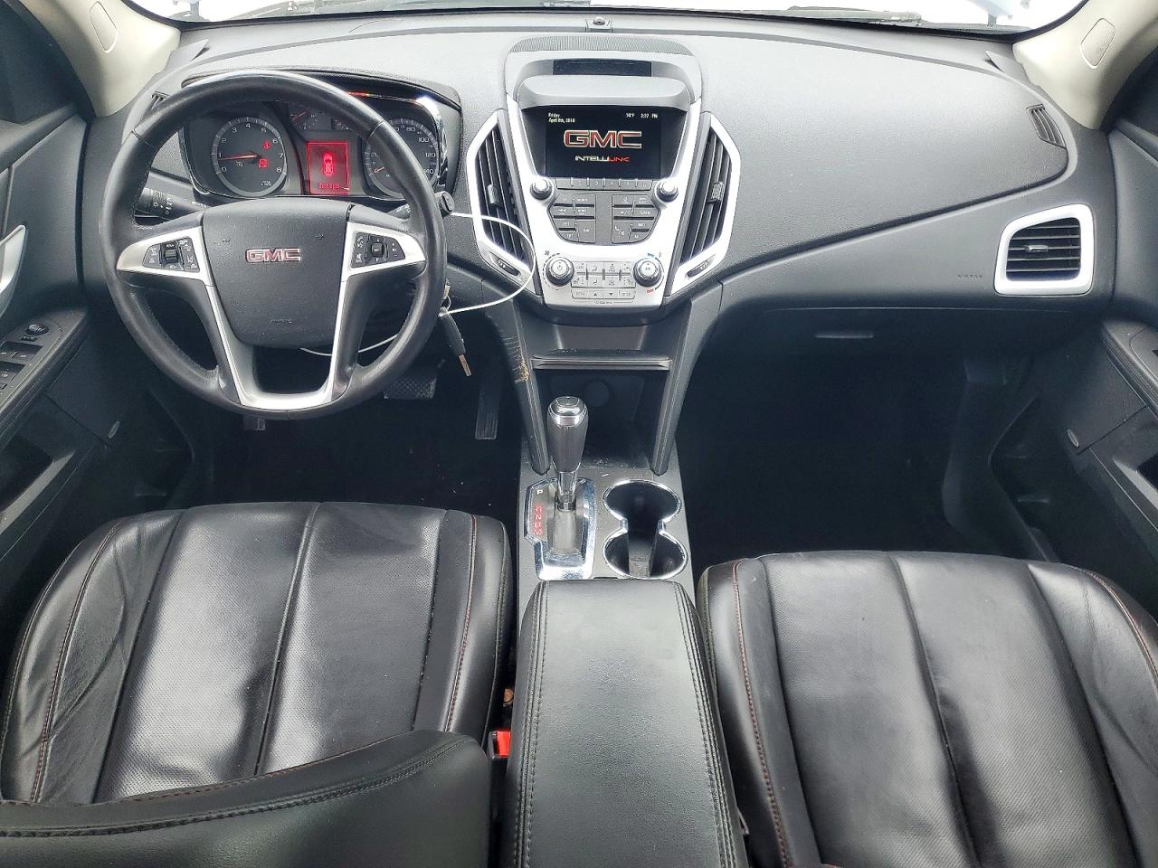2017 GMC TERRAIN SLT photo 8