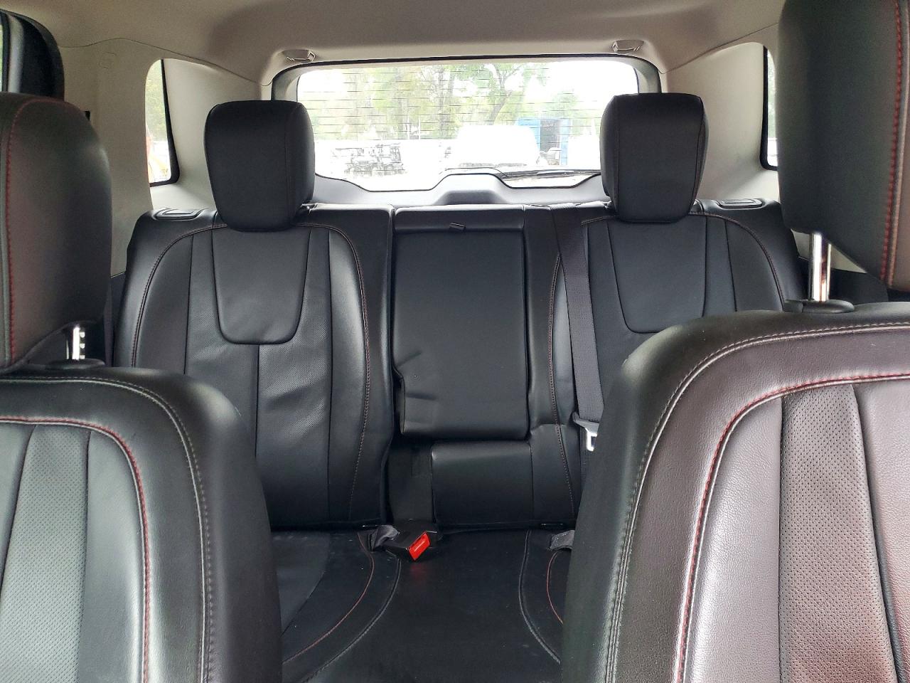 2017 GMC TERRAIN SLT photo 10