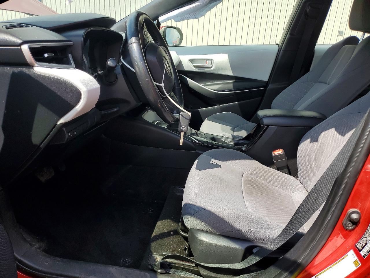 2021 TOYOTA COROLLA SE photo 13