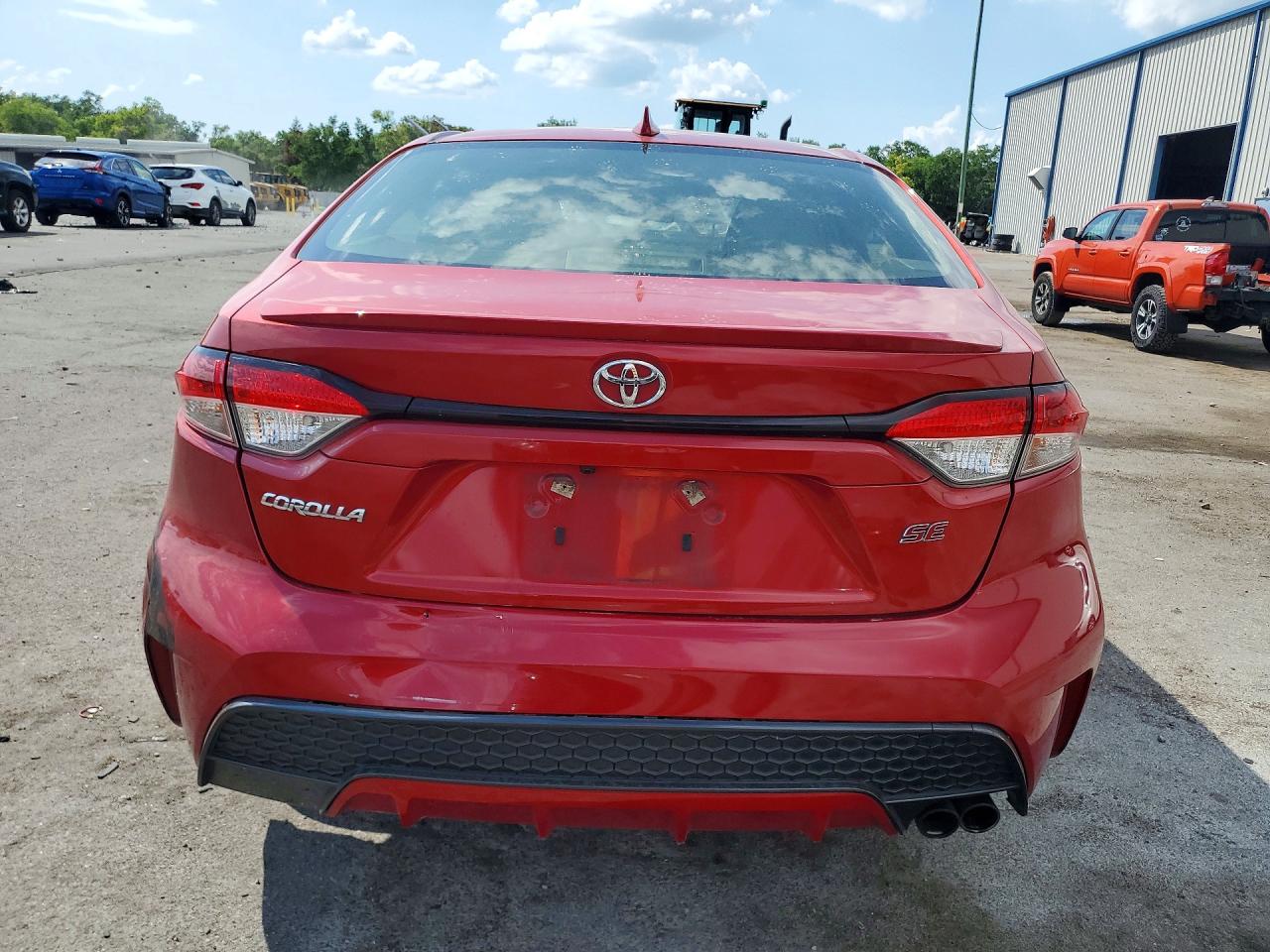 2021 TOYOTA COROLLA SE photo 11