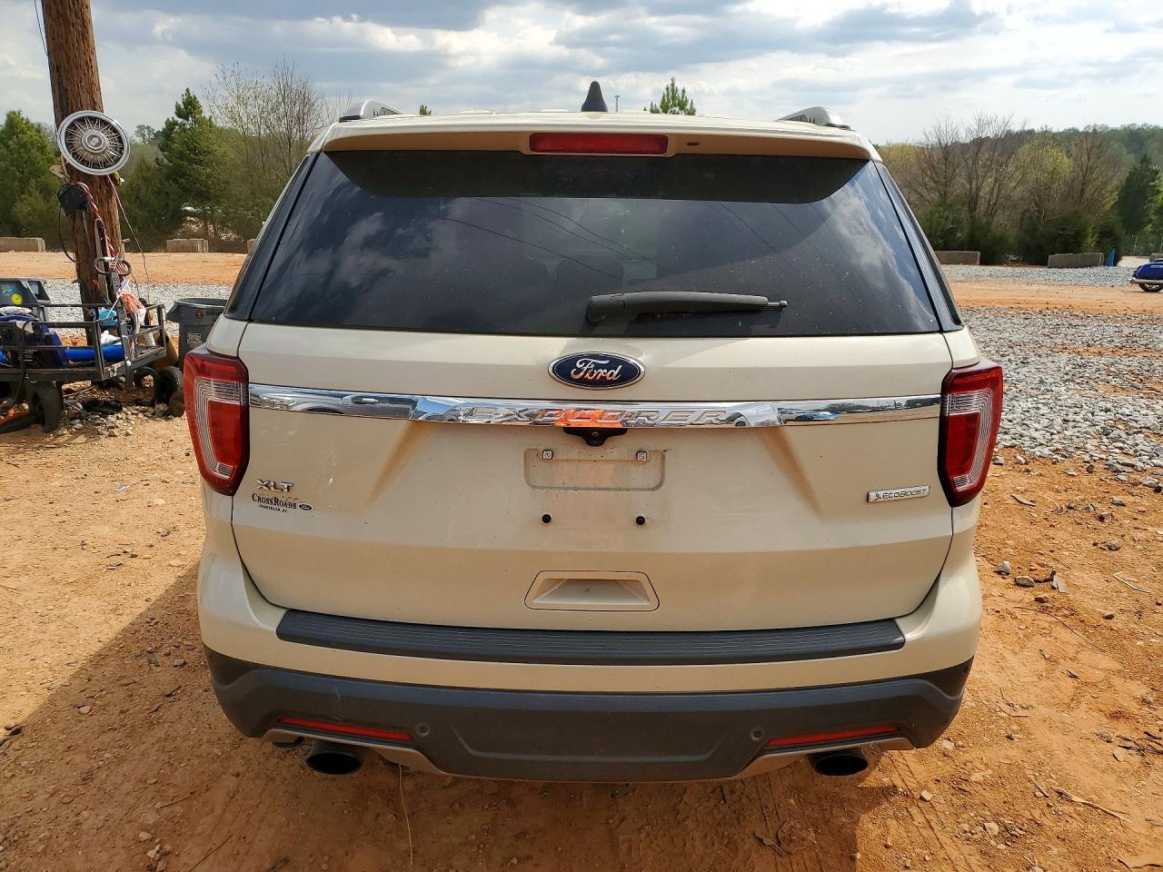2018 FORD EXPLORER XLT photo 11