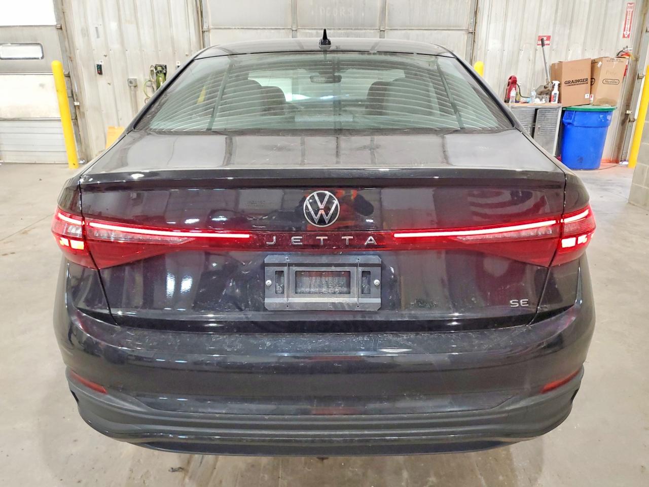 2025 VOLKSWAGEN JETTA SE photo 11