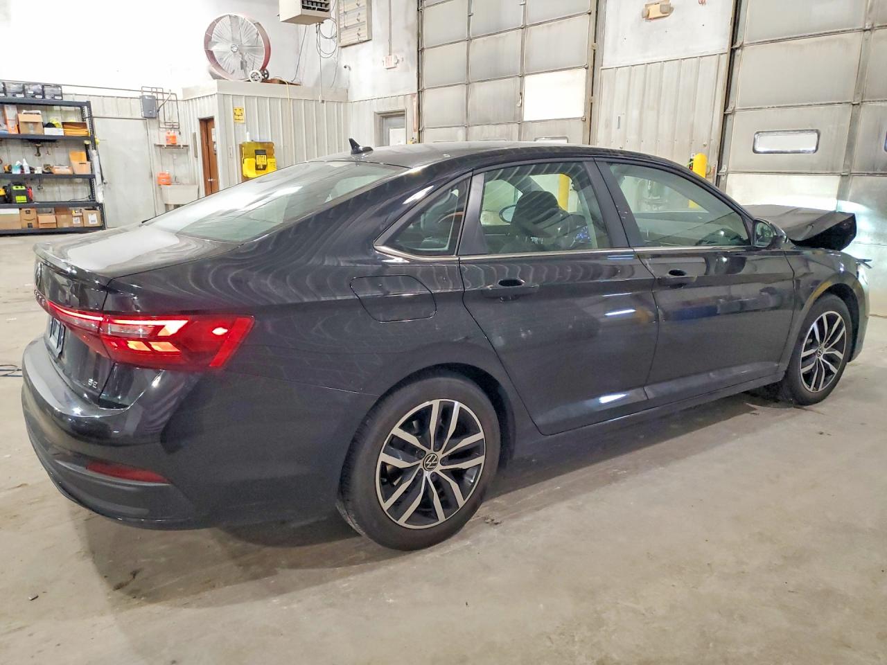 2025 VOLKSWAGEN JETTA SE photo 5